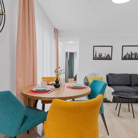 Apartament Opera Residence - Cismigiu, Eroilor, Free Private Parking บูคาเรสต์ ภายนอก รูปภาพ