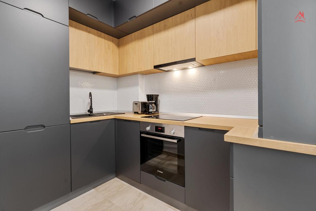 Apartament Opera Residence - Cismigiu, Eroilor, Free Private Parking บูคาเรสต์ ภายนอก รูปภาพ