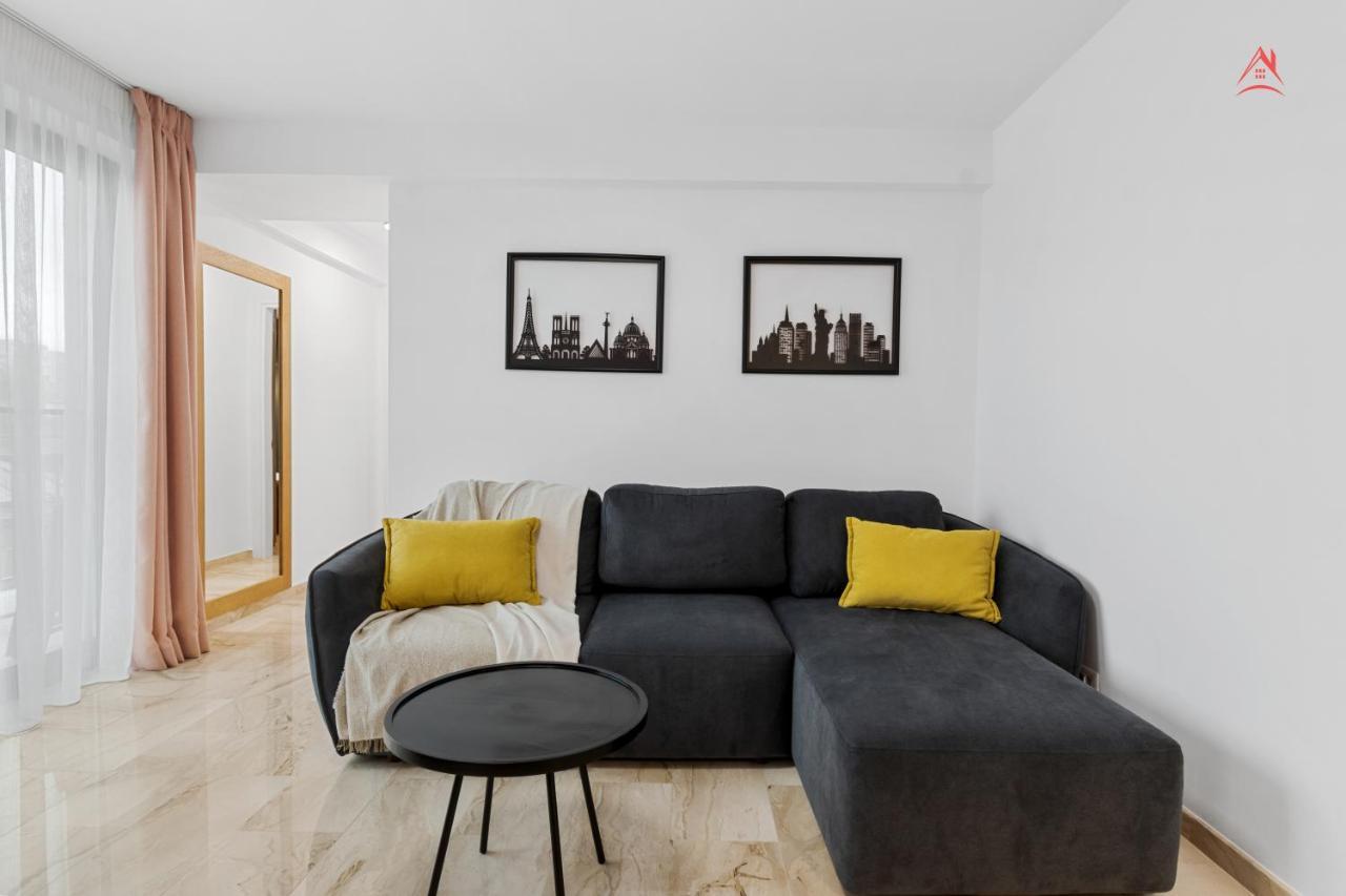 Apartament Opera Residence - Cismigiu, Eroilor, Free Private Parking บูคาเรสต์ ภายนอก รูปภาพ