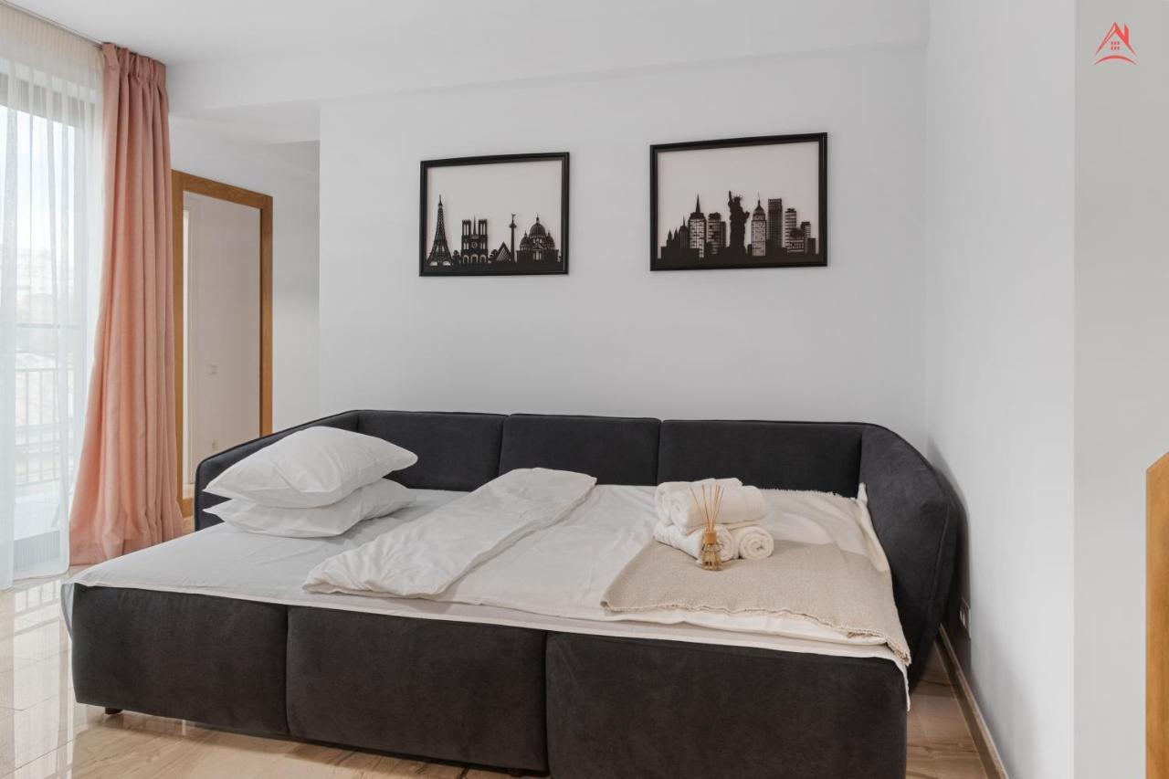 Apartament Opera Residence - Cismigiu, Eroilor, Free Private Parking บูคาเรสต์ ภายนอก รูปภาพ